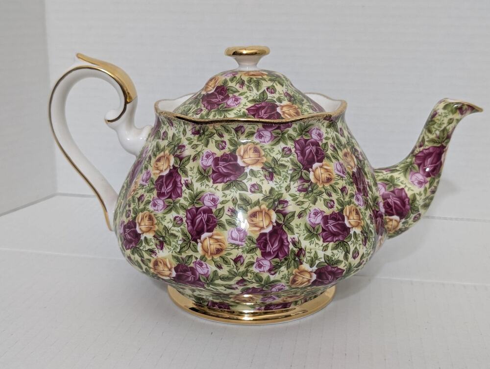 Royal Albert Old Country Roses Chintz Teapot 1999 Bone China Floral